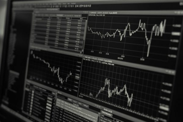 black-and-white-business-chart-computer